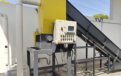 工業(yè)垃圾破碎機(jī) 工業(yè)垃圾破碎機(jī)