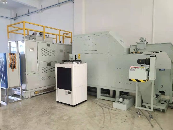 南通某汽車零部件公司定制鋁屑壓餅機案例