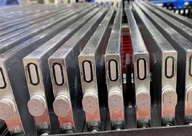 刀片電池 刀片電池