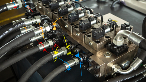 強(qiáng)悍液壓系統(tǒng) 強(qiáng)悍液壓系統(tǒng)