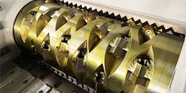 塑料薄膜撕碎機(jī)刀片怎么選？塑料薄膜撕碎機(jī)刀片選擇方法介紹