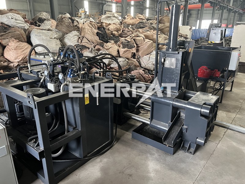 500噸高溫合金鋼屑壓塊機 500噸高溫合金鋼屑壓塊機