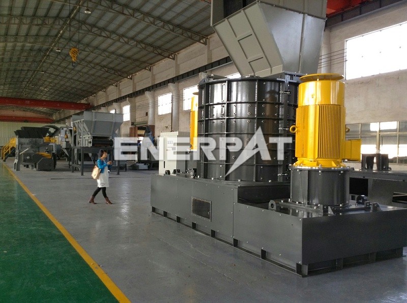 易拉罐破碎機(jī)