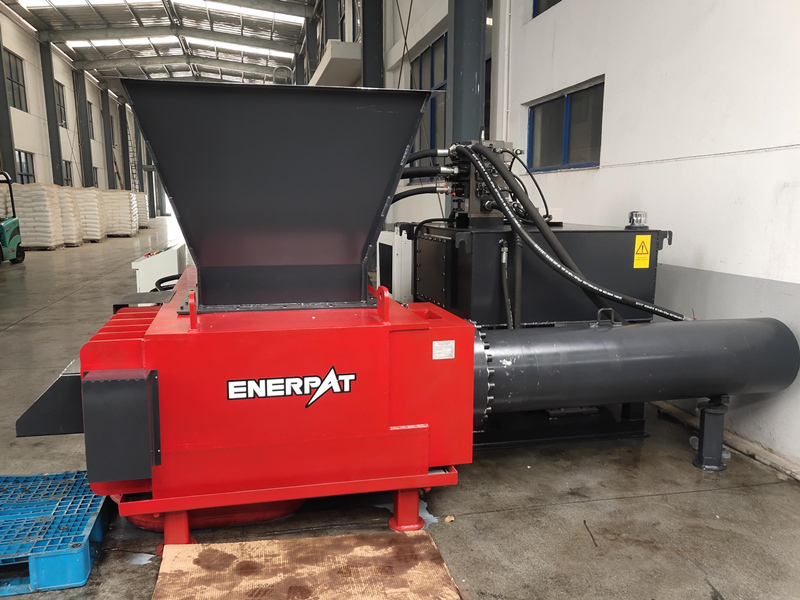 清遠(yuǎn)CJ高精銅帶有限公司與恩派特定制銅屑銅刨花壓塊機(jī)案例 清遠(yuǎn)CJ高精銅帶有限公司與恩派特定制銅屑銅刨花壓塊機(jī)案例