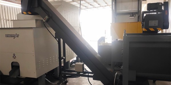 金屬屑脫油壓餅機(jī)多少錢？金屬屑?jí)簤K機(jī)貴嗎？