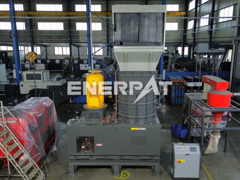 廢舊家電破碎機(jī) 廢舊家電破碎機(jī)