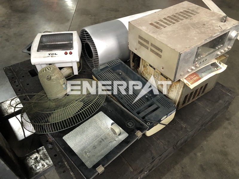 廢舊家電破碎機(jī) 廢舊家電破碎機(jī)