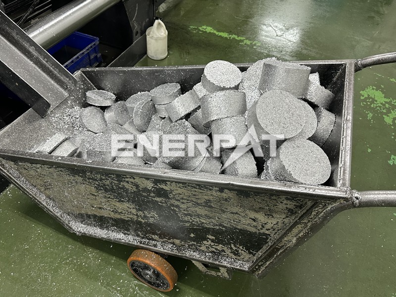 切削鋁屑壓餅機 切削鋁屑壓餅機