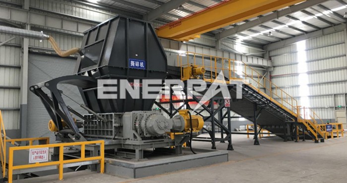 空調(diào)外殼撕碎機生產(chǎn)線