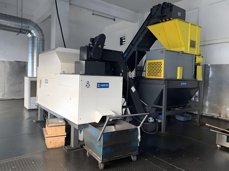 PG集團(tuán)有限公司與恩派特定制鐵屑壓餅機(jī)案例 PG集團(tuán)有限公司與恩派特定制鐵屑壓餅機(jī)案例