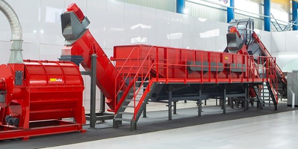 <i style='color:red'>塑料回收</i>新機遇！恩派特PP薄膜破碎清洗線來助力