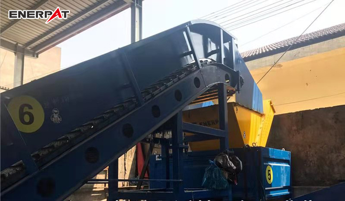 上海菜市場垃圾破碎機(jī)現(xiàn)場圖1 上海菜市場垃圾破碎機(jī)現(xiàn)場圖1