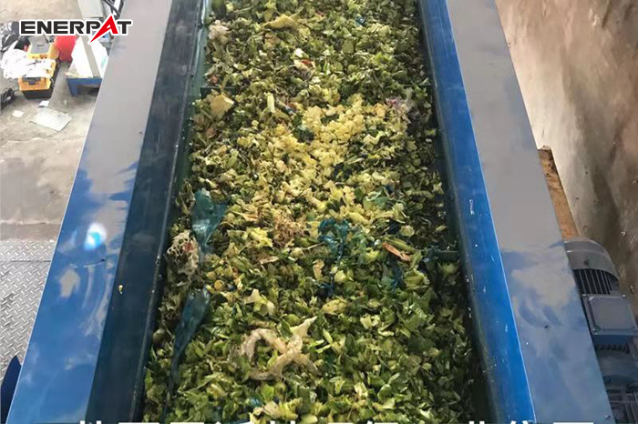 上海菜市場垃圾破碎機(jī)現(xiàn)場圖3 上海菜市場垃圾破碎機(jī)現(xiàn)場圖3