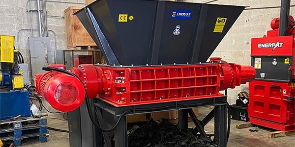 無紡布破碎設(shè)備廠家怎么選？無紡布破碎機(jī)廠家選擇方法介紹