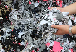 廢舊皮革撕碎機(jī) 廢舊皮革撕碎機(jī)