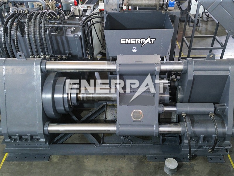 大型銅屑壓餅機(jī)